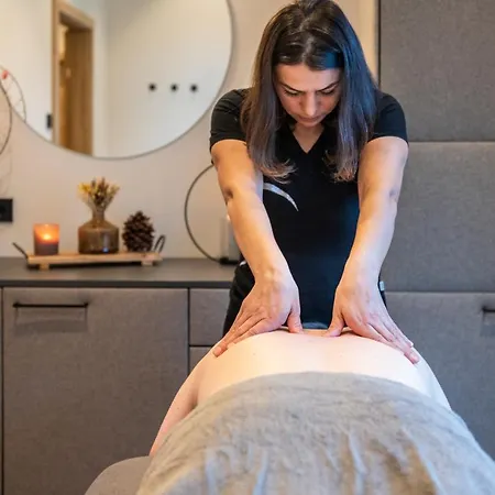 Lerchpeuntgut Alpenfreud * تامسويغ