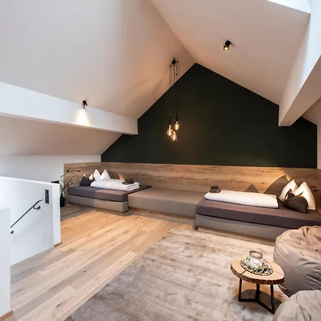 Lerchpeuntgut Alpenfreud *