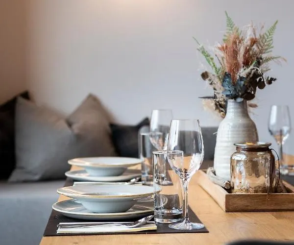 Lerchpeuntgut Alpenfreud * Tamsweg